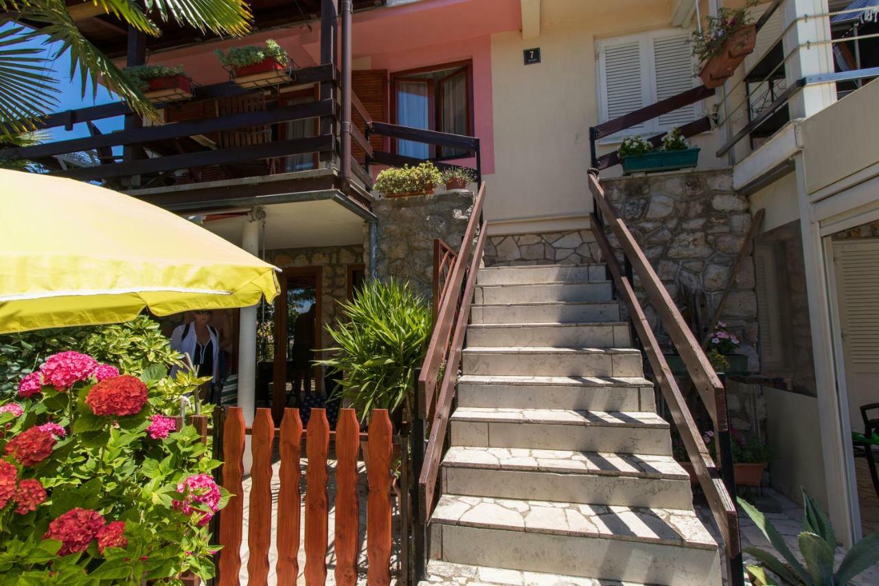 Apartment Paulina Cres Exteriér fotografie